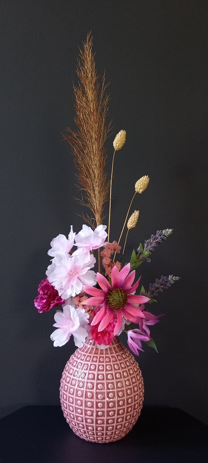 Kunst- en Droogbloemen gebonden boeket met roze vaas H50 cm, Ophalen of Verzenden, Nieuw