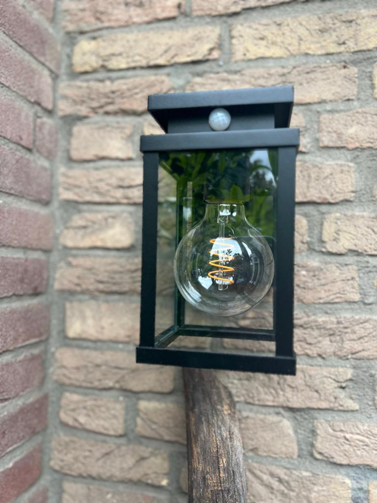 Philips buitenlamp met sensor - Zo goed als nieuw, Tuin en Terras, Buitenverlichting, Minder dan 50 watt, Wandlamp, Aluminium