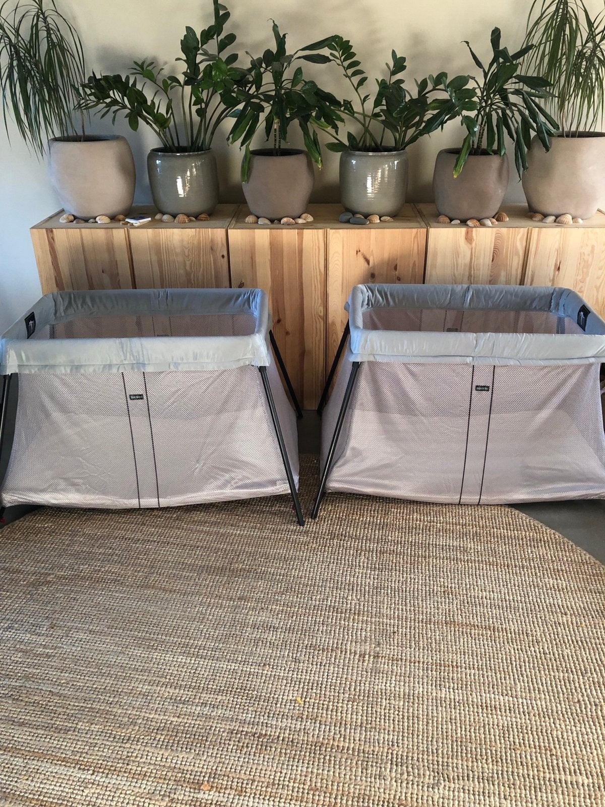 Twee geweldige BabyBjörn Reis-/Campingbedjes!, Kinderen en Baby's, Tweelingen en Meerlingen, Ophalen, Zo goed als nieuw, Kinderwagen of Buggy