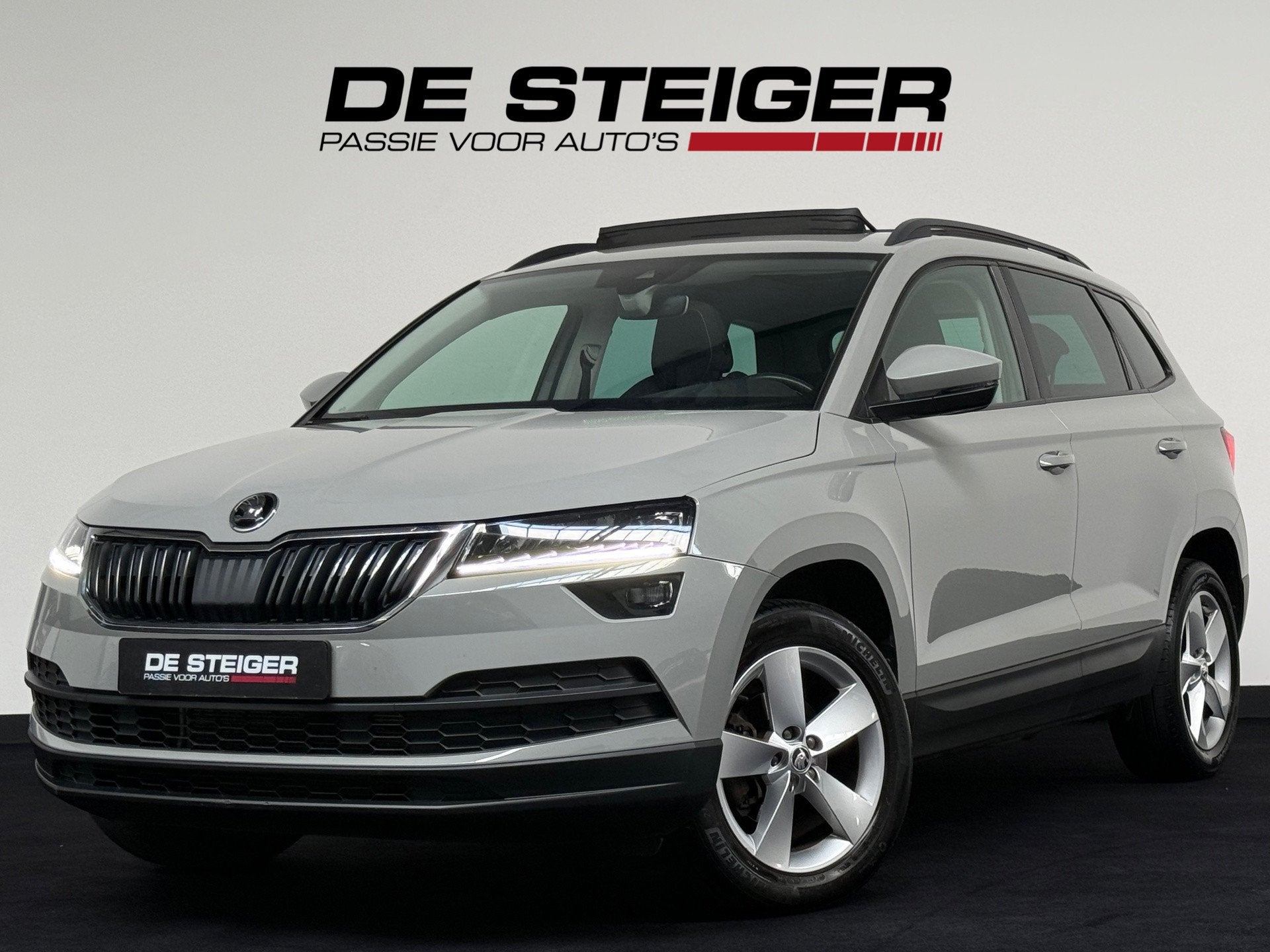 Skoda Karoq 1.5 TSI ACT Style Business Pano Camera, 4 cilinders, 150 pk, Bedrijf, 690 kg