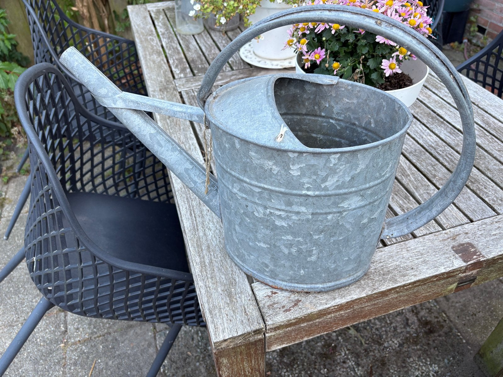 Decoratieve zinken gieter, Tuin en Terras, Gieters, Ophalen, Gebruikt, Overige materialen