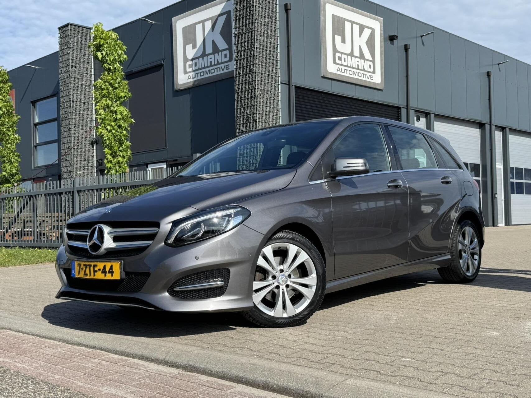 Mercedes B-klasse 180 Prestige| AUT | Cruise | Navi | Airco, Auto's, 1325 kg, Gebruikt, Euro 6, 4 cilinders