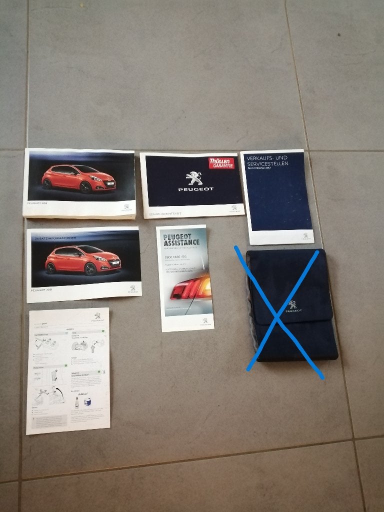 Diverse boekjes PEUGEOT 208  2012/2019 (duits-talig), Auto diversen, Ophalen of Verzenden