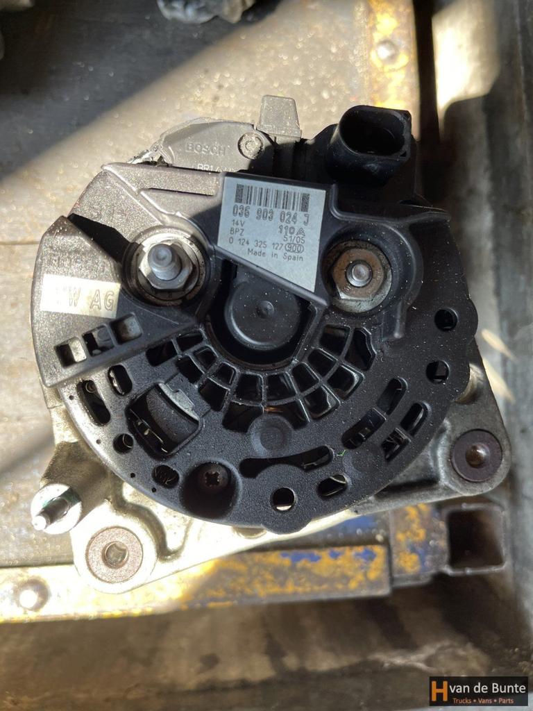 Volkswagen Dynamo 036 903 024 J, Gebruikt, -, -, Ophalen of Verzenden