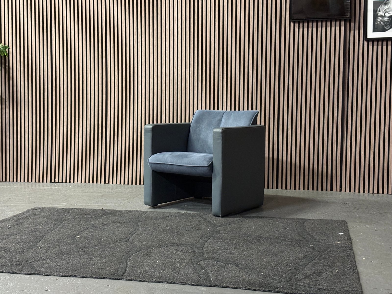 GRATIS LEVERING Leolux Saga Fauteuil Leer & Alcantara Blauw, Huis en Inrichting, Ophalen of Verzenden, Zo goed als nieuw, 50 tot 75 cm