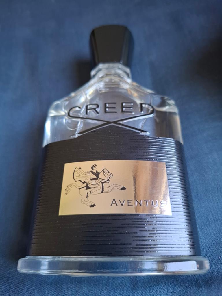 Creed Aventus Eau de Parfum 100ml, Sieraden, Tassen en Uiterlijk, Uiterlijk | Parfum, Ophalen of Verzenden, Zo goed als nieuw