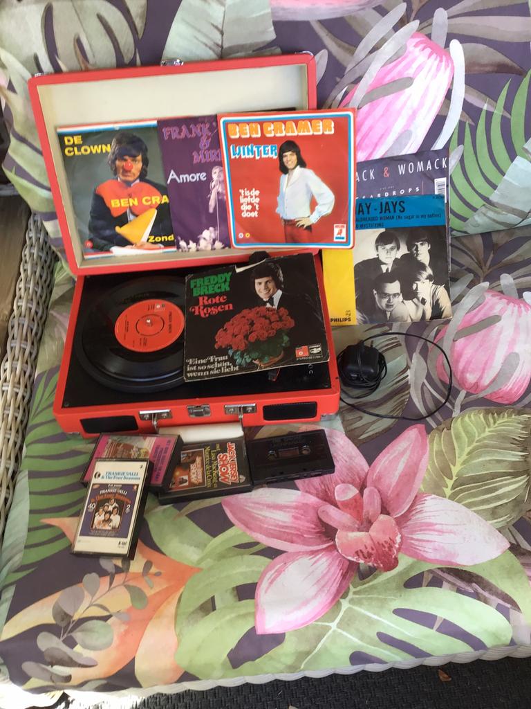 Muziekplaten + platenspeler, Ophalen, Gebruikt