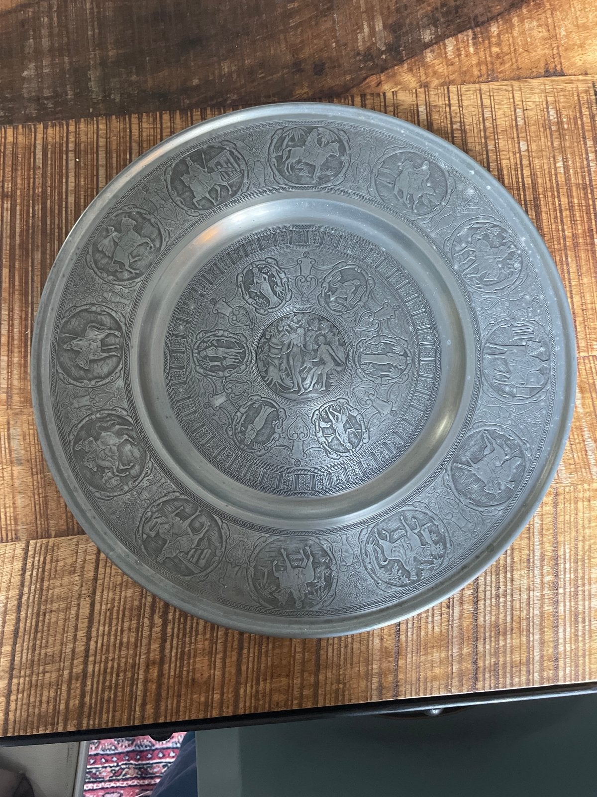 Antieke tinnen schotel met reliëf van Adam en Eva, Antiek en Kunst, Ophalen of Verzenden