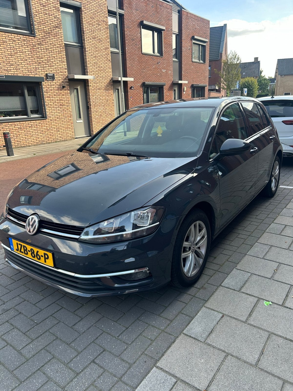 Volkswagen Golf 1.6 TDI 115pk 7-DSG 5D 2017 Grijs, Auto's, 4 cilinders, Diesel, 1500 kg, Te koop