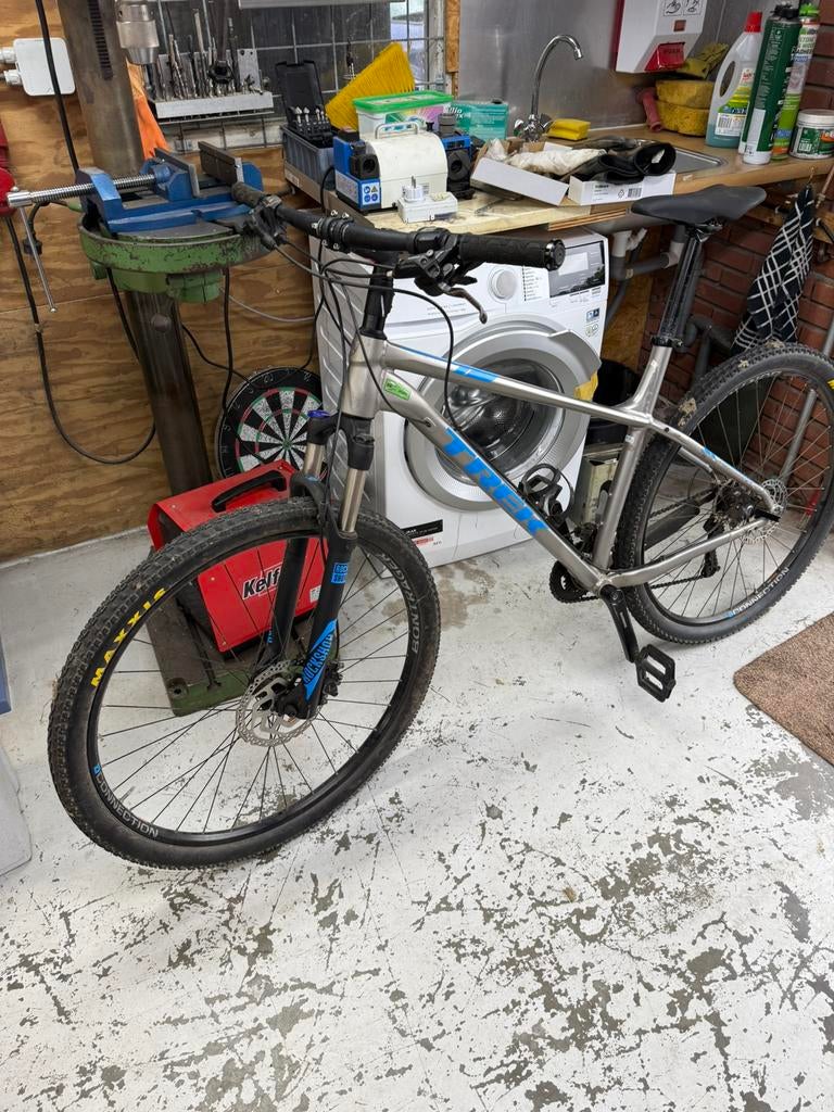 Trek X- Caliber 7, Fietsen en Brommers, Fietsen | Jongens, Versnellingen, Zo goed als nieuw, Schijfrem, Ophalen