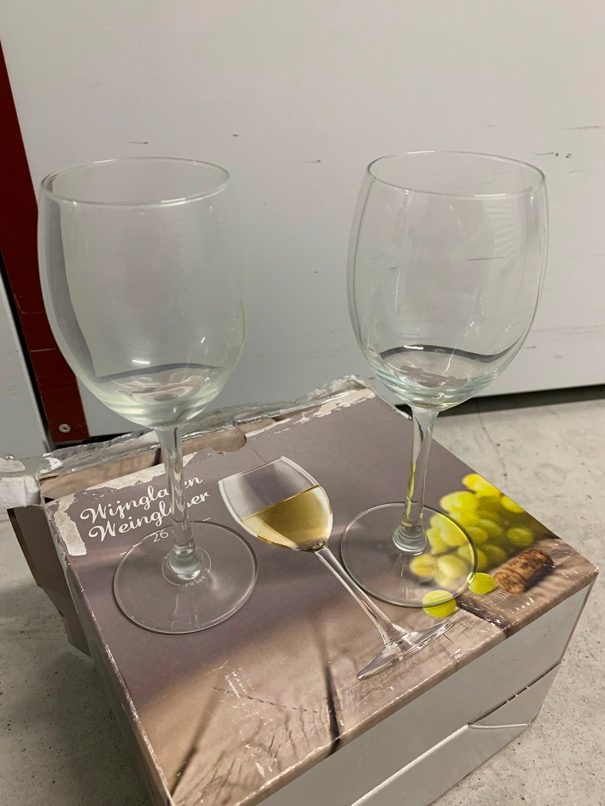 4 Royal Leerdam wijnglazen - wit/dessertwijn, Ophalen of Verzenden, Zo goed als nieuw, Overige merken, Glas