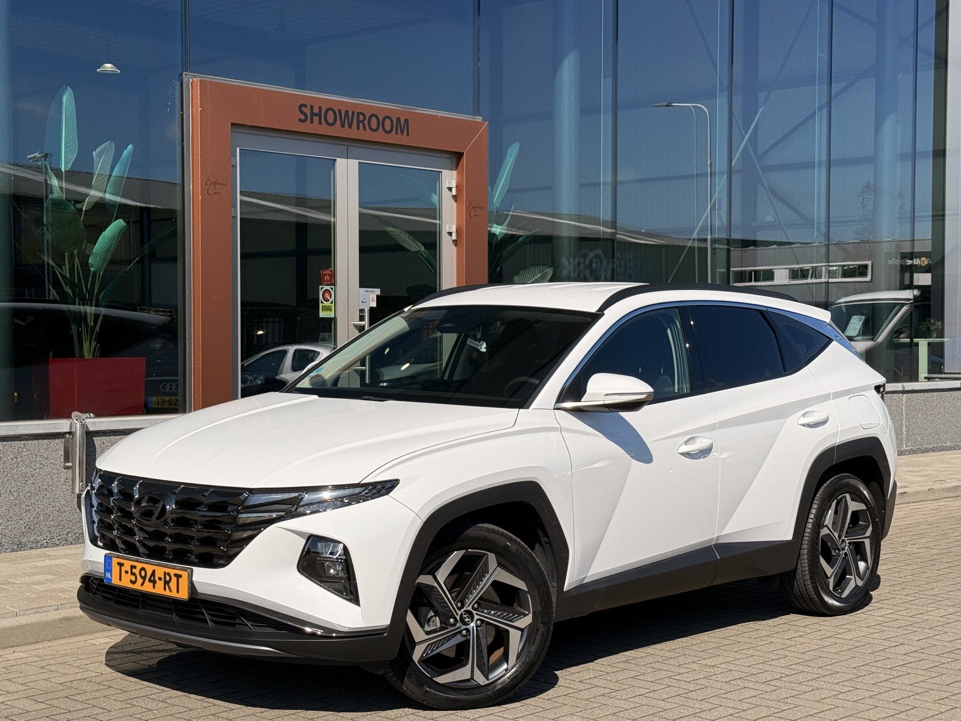 Hyundai Tucson 1.6 T-GDI PHEV (plug-in) | 19'' | NIEUWSTAAT, Auto's, Automaat, Stof, Gebruikt, 4 cilinders