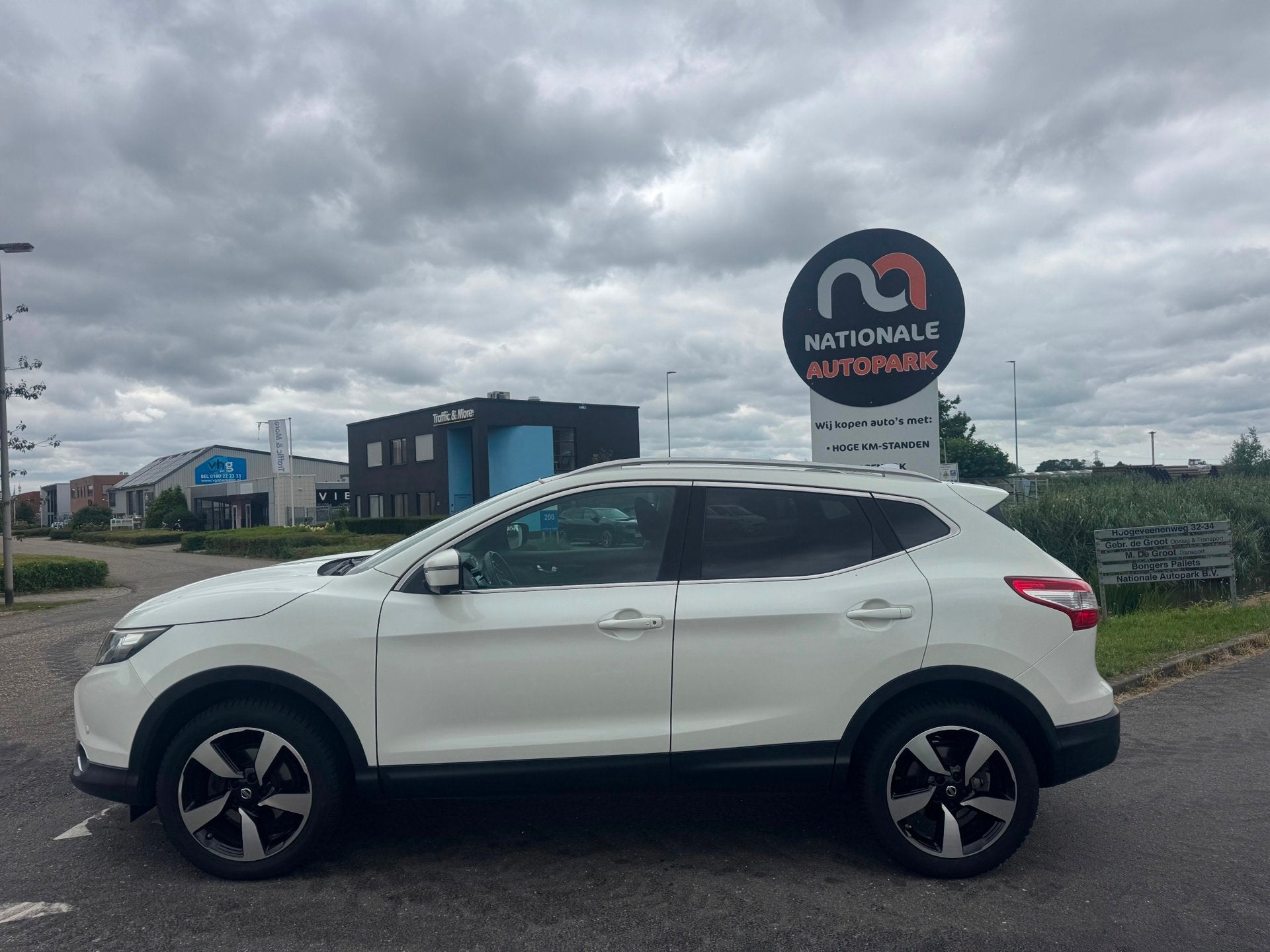 Nissan Qashqai | 2015 | 1.2 Connect Edition | Export en Hand, Voorwielaandrijving, Euro 5, Gebruikt, 4 cilinders
