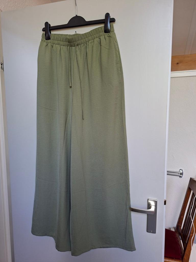 Nieuwe palazzobroek, Kleding | Dames, Broeken en Pantalons, Cache cache, Nieuw, Ophalen of Verzenden, Lang