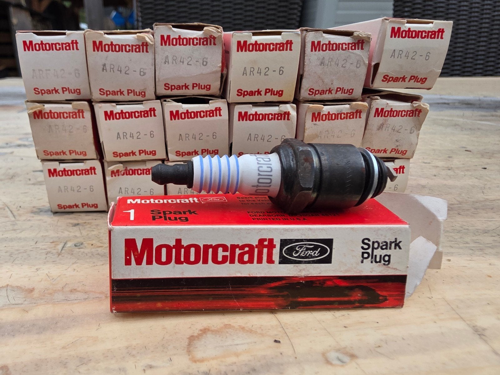 19 ongebruikte Motorcraft bougies sparkplugs AR42-6, Ophalen of Verzenden, Nieuw, Ford