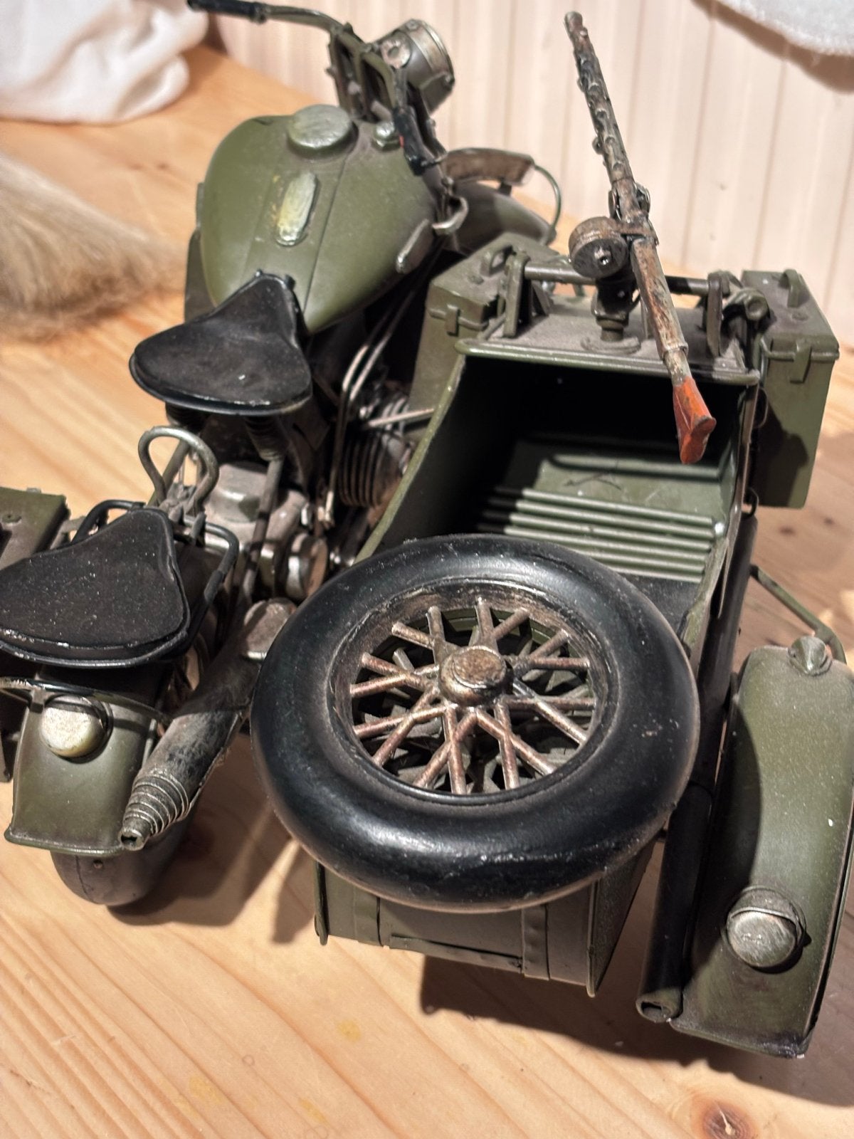 Militair Motorfiets duitse motor met zijspan, Ophalen of Verzenden, Landmacht, Overige gebieden, Miniatuur of Beeldje