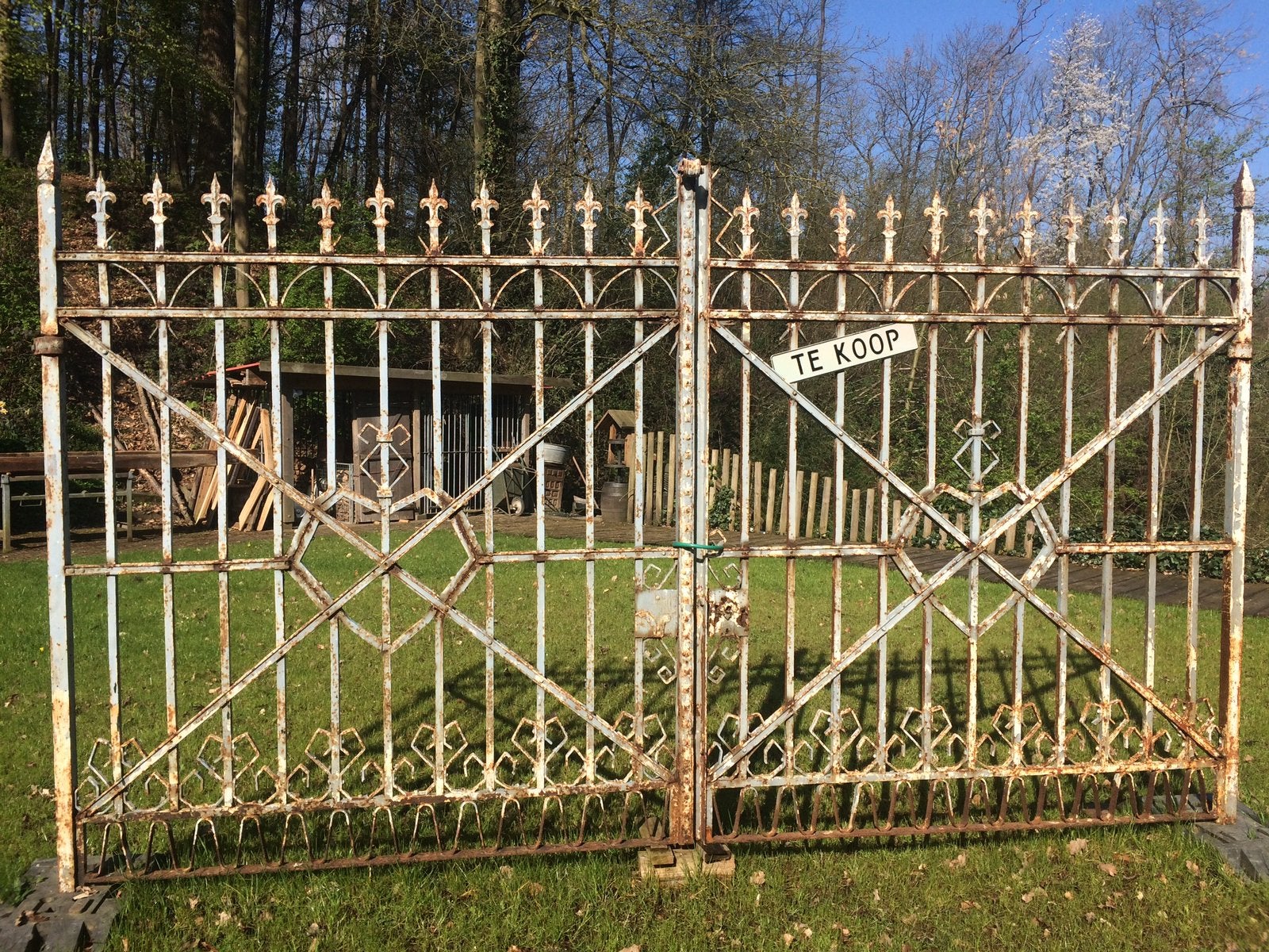Poort Hekwerk antiek , zeer zwaar. 4 meter, Gebruikt, 200 cm of meer, Ophalen of Verzenden, IJzer