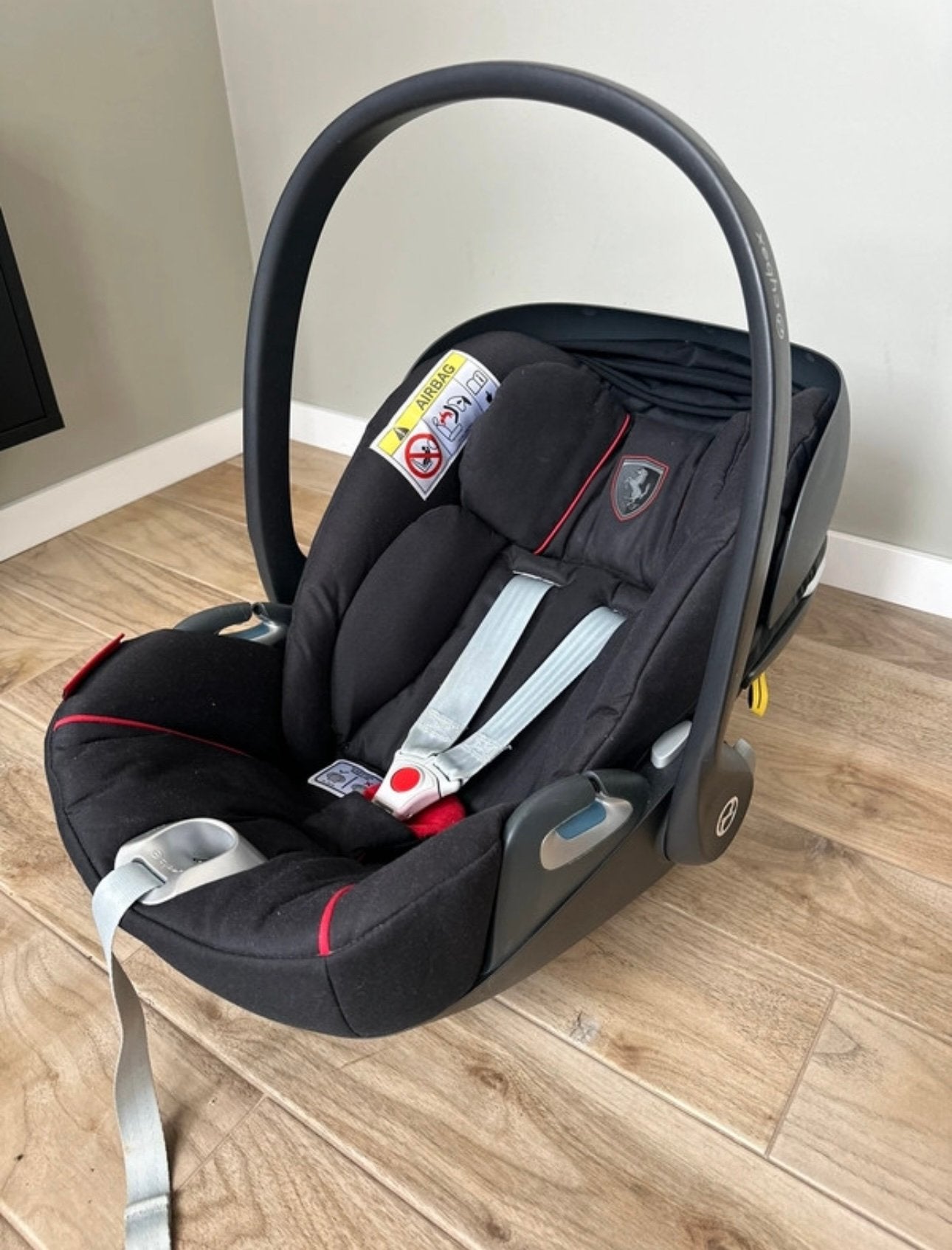 Autostoeltje Cybex Cloud Z i-Size - Ferrari, Slaapstand, Zo goed als nieuw, Isofix, 0 t/m 13 kg