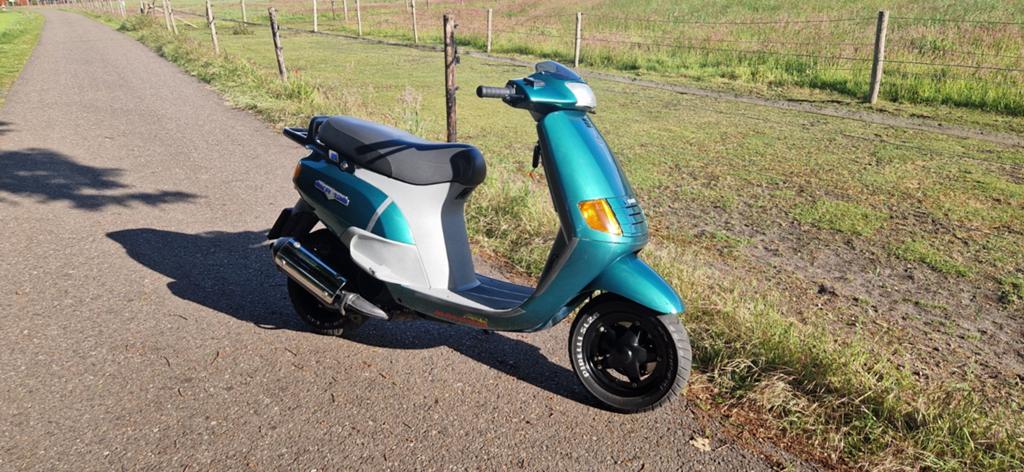 Piaggio skipper 125cc a1, Fietsen en Brommers, Scooters | Piaggio, Zo goed als nieuw, Overige modellen, Benzine, Ophalen