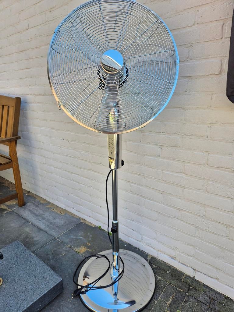 Statief ventilator chroom 40 cm, Ophalen, Zo goed als nieuw, Statiefventilator
