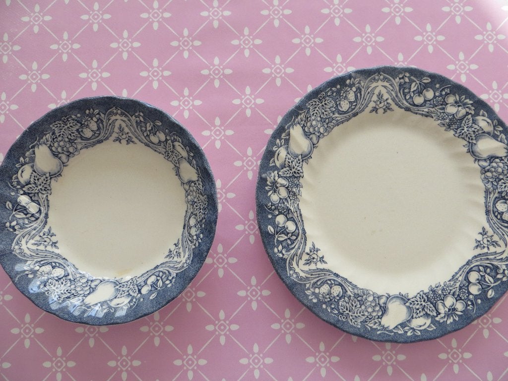 schaaltje/bordje/MYOTT MEAKIN/servies/Engeland/Blauw, Overige merken, Ophalen of Verzenden, Overige stijlen, Aardewerk