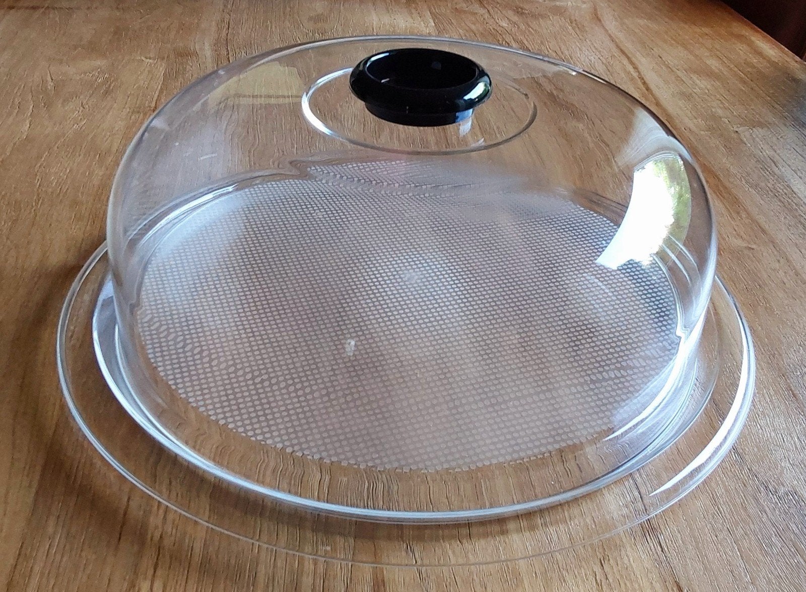 Taartbewaardoos met deksel - doorsnede 37 cm, Overige typen, Ophalen, Gebruikt, Kunststof