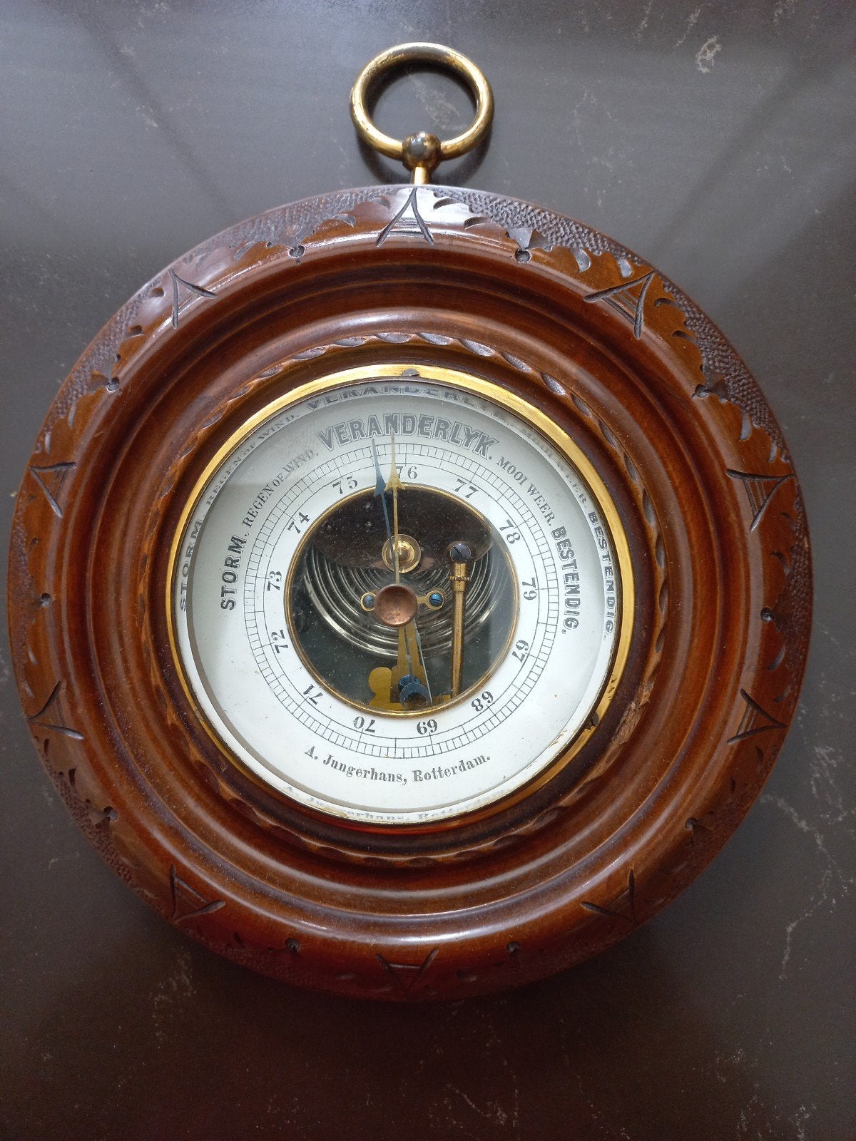 Barometer, Ophalen