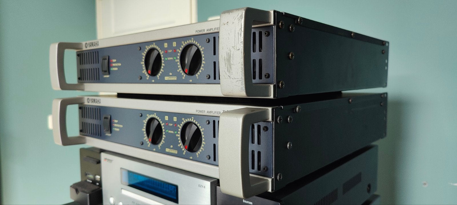 Yamaha P3500S eindversterker, Ophalen, Zo goed als nieuw, 500 tot 1000 watt, P.A.