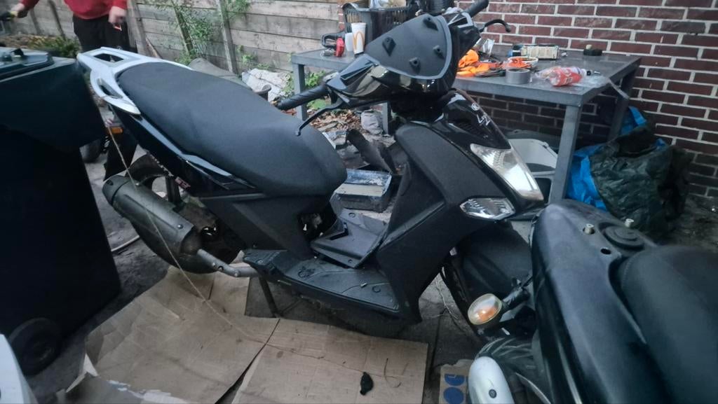 Kymco, Ophalen of Verzenden, Gebruikt, Benzine, Agility