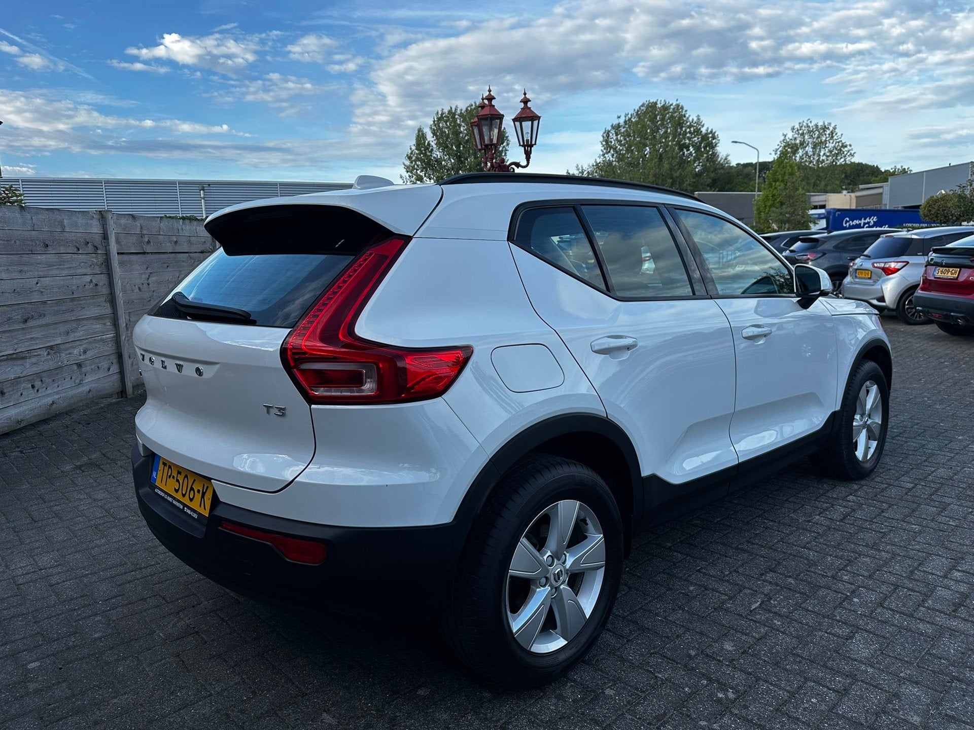 Volvo XC40 1.5 T3 | Apple Carplay | LED | Nette Auto, Voorwielaandrijving, Stof, Gebruikt, 156 pk