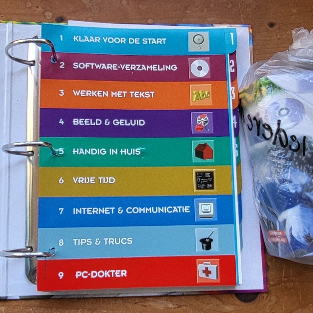 Verzamelalbums van Editions Atlas Wegwijs op de PC boek, Ophalen of Verzenden, Nieuw