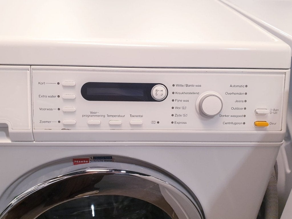 miele wasmachine 6kg A+++ inc 6mnd garantie, Ophalen, 1200 tot 1600 toeren, 4 tot 6 kg, Zo goed als nieuw
