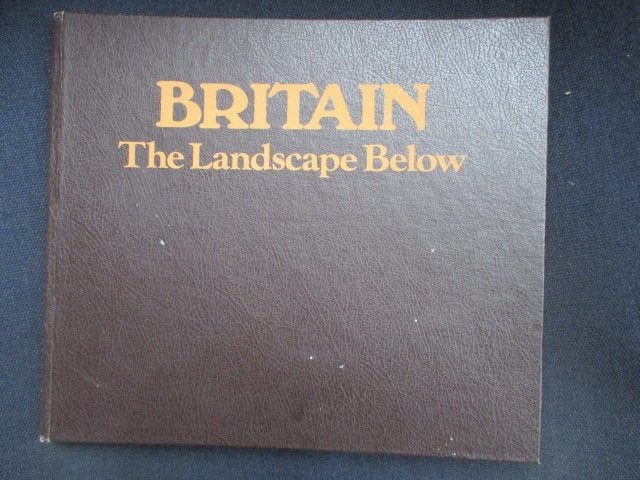 Britain, the landscape below, foto s hardcover, dik boek, Boeken, Ophalen of Verzenden, Gelezen, Europa