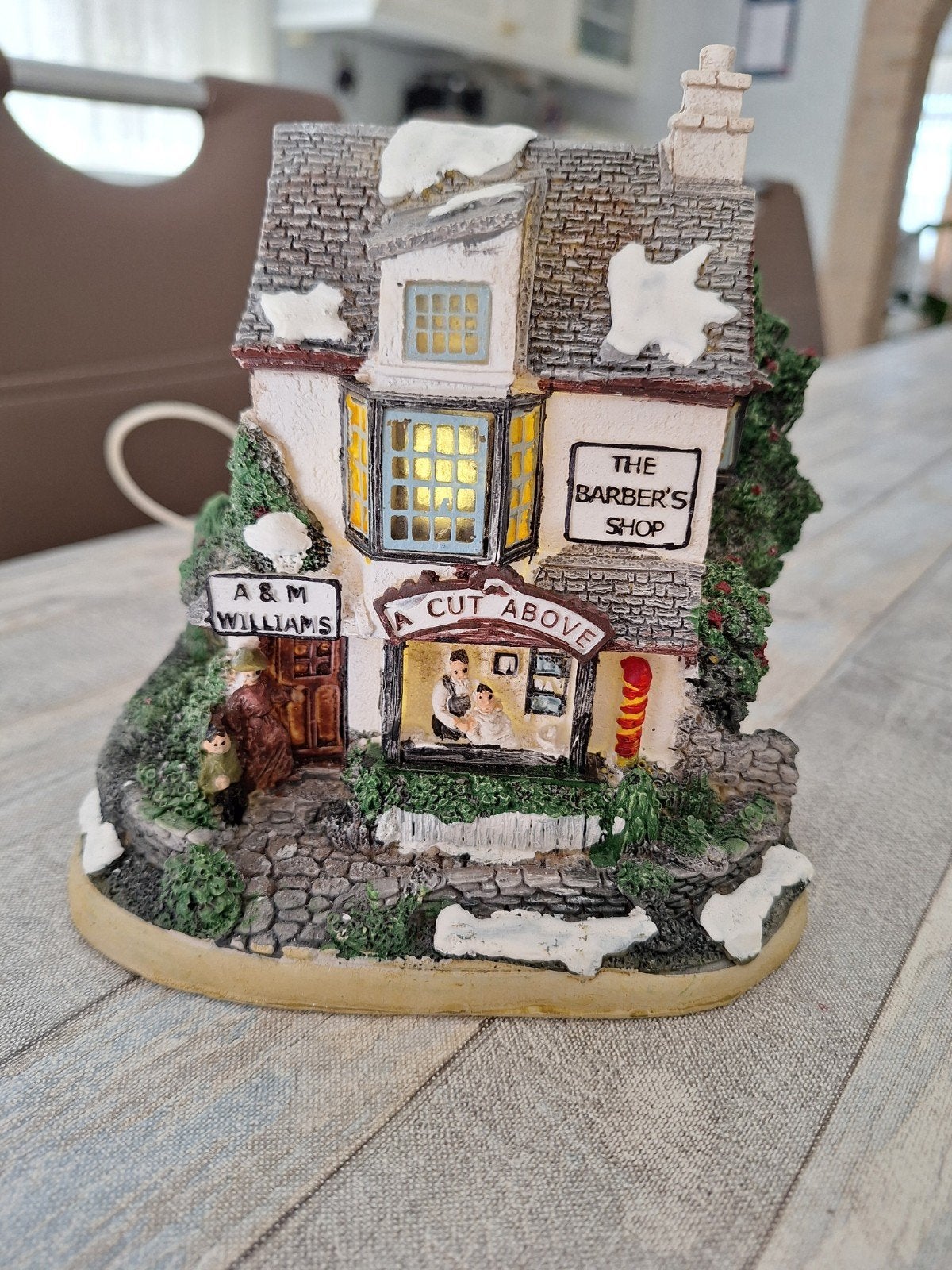 kersthuisje the barber's shop, Ophalen of Verzenden, Zo goed als nieuw