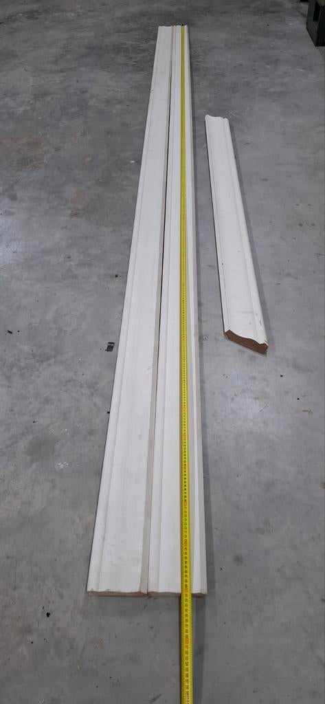 Meranti Neuslijsten Wit Gegrond - 2x 4900mm, 1x 1800mm, Doe-het-zelf en Verbouw, Hout en Planken, Nieuw, Plank, Overige houtsoorten