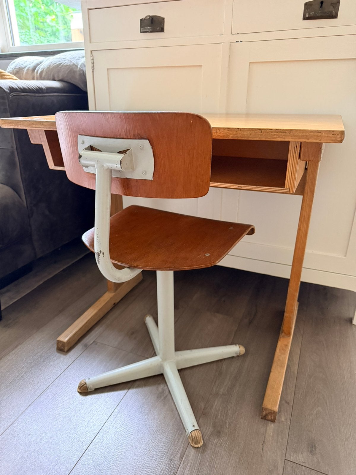 Vintage schoolbureau met stoeltje, Ophalen, Gebruikt, Tafel(s) en Stoel(en)