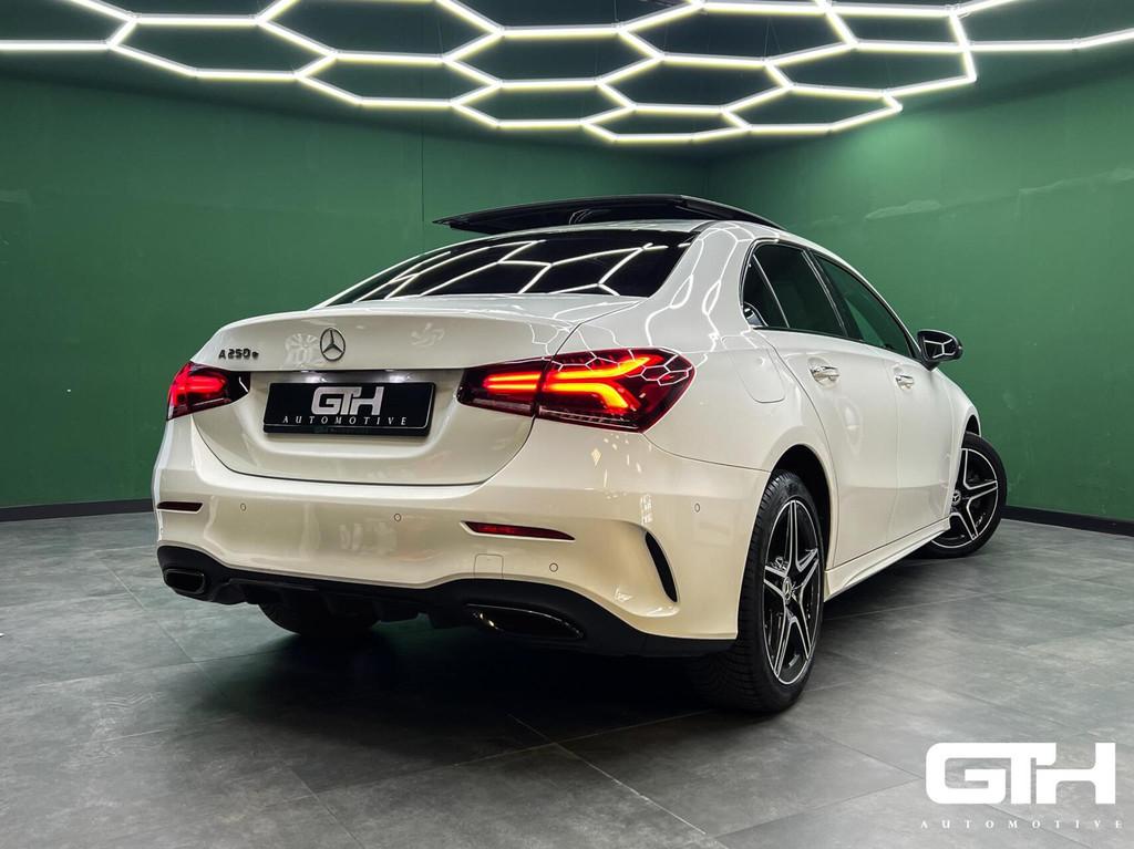 Mercedes A-klasse 250 e AMG Line Head-up | Keyless | Pano, Wit, Bedrijf, Automatische klimaatregeling, Hybride Elektrisch/Benzine