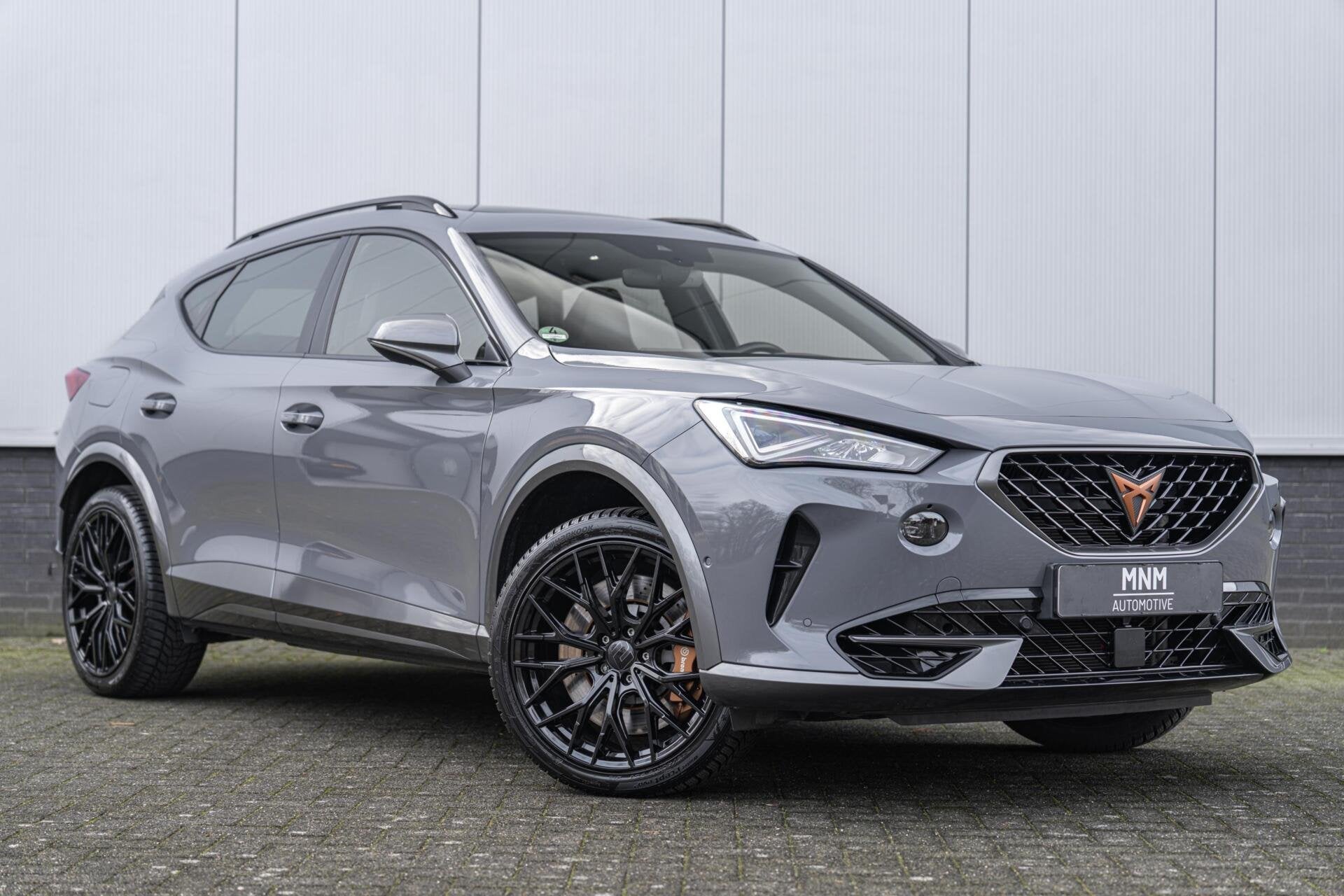 CUPRA Formentor 2.0 TSI 4DRIVE |Pano|Beats|Memory|Keyless, Auto's, Cupra, Automaat, 4 cilinders, Leder en Stof, Zwart