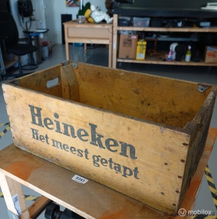 Online Veiling: Vintage houten Heineken-bierkrat met de i..., Gebruikt
