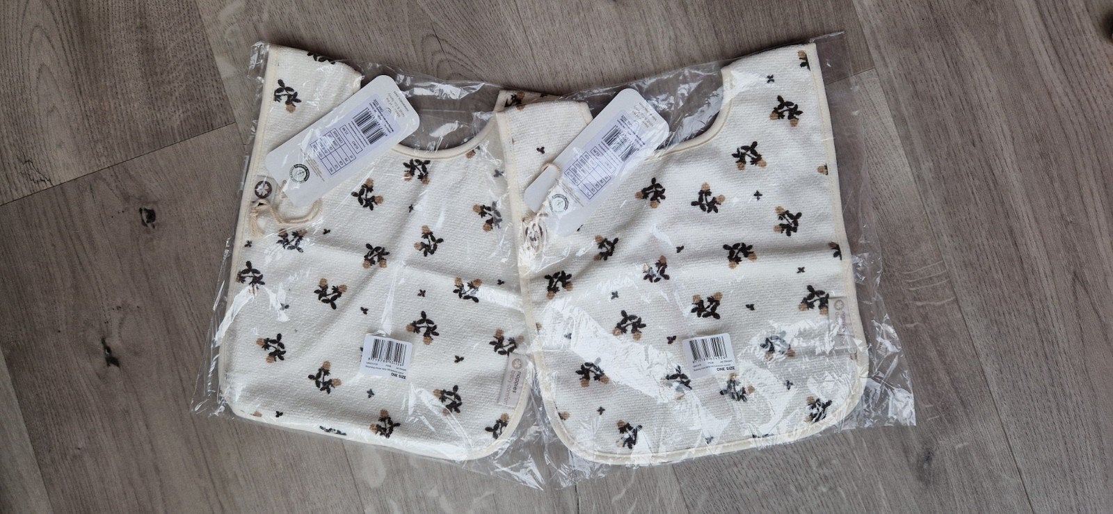 Nieuw! Noppies slabbetjes (2x) badstof, Kinderen en Baby's, Ophalen of Verzenden, Nieuw, Slab