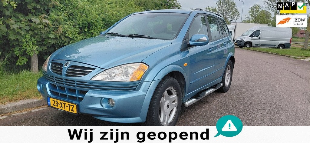 SsangYong Kyron M 200 Xdi 4X4 170599 km NAP en mag 2300 kg t, Auto's, SsangYong, Automaat, 1998 cc, Stof, Gebruikt