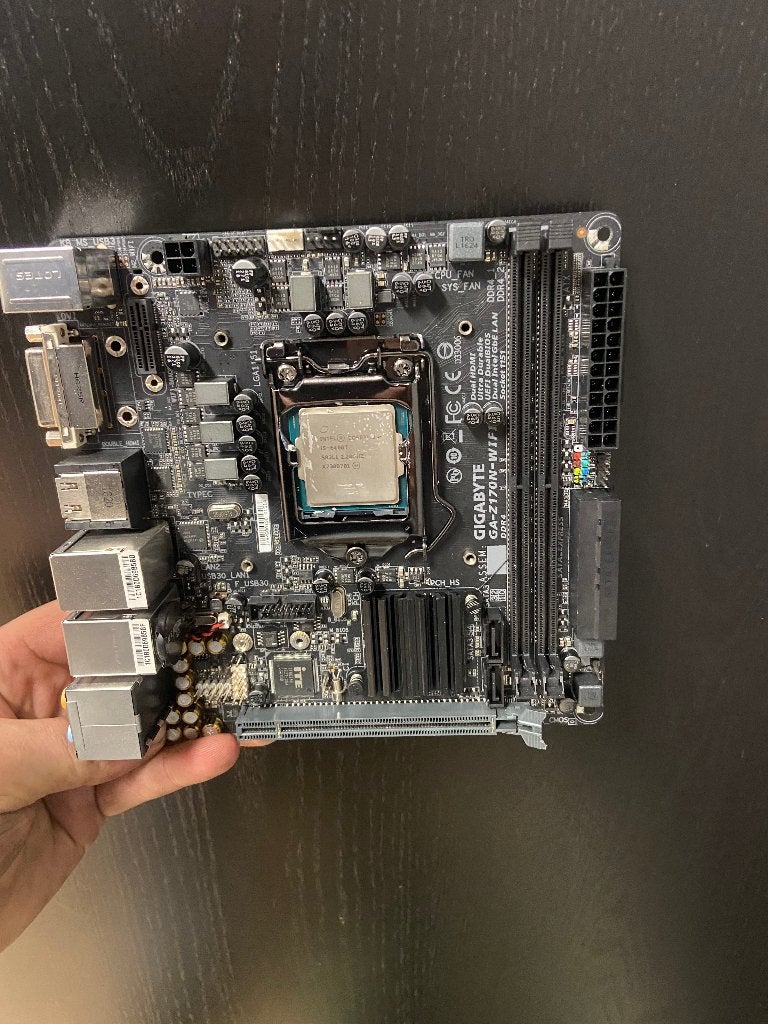 Gigabyte GA-Z170N-WIFI Mini-ITX Intel Core i5-6400T, Computers en Software, LGA 1151, DDR4, Ophalen of Verzenden, Zo goed als nieuw