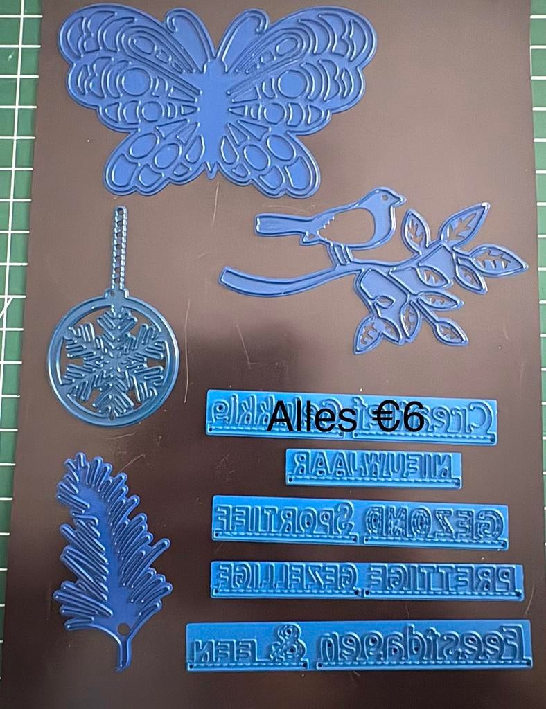 Stansmallen Set - Vlinder, Vogel, Kerst tekst, Ophalen of Verzenden, Zo goed als nieuw, Overige thema's, Overige typen