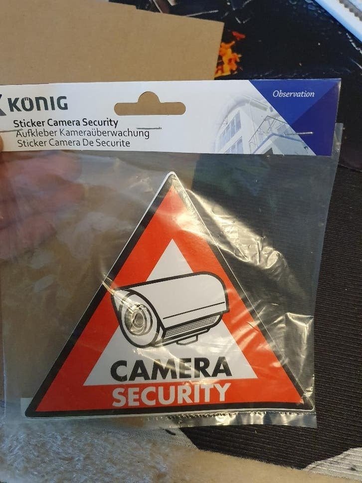 Camera Security Stickers 5 stuks, Ophalen of Verzenden, Buitencamera, Eiberstraat 9 te Dokkum, Foto Meinema