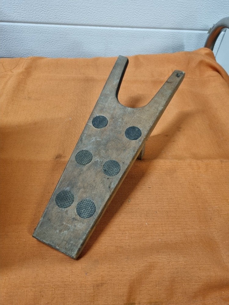 laarzentrekker van hout, Dieren en Toebehoren, Ophalen of Verzenden, 'T Olde Gre-j, Info@toldegrej.nl, Endepoelstraat 20f Didam