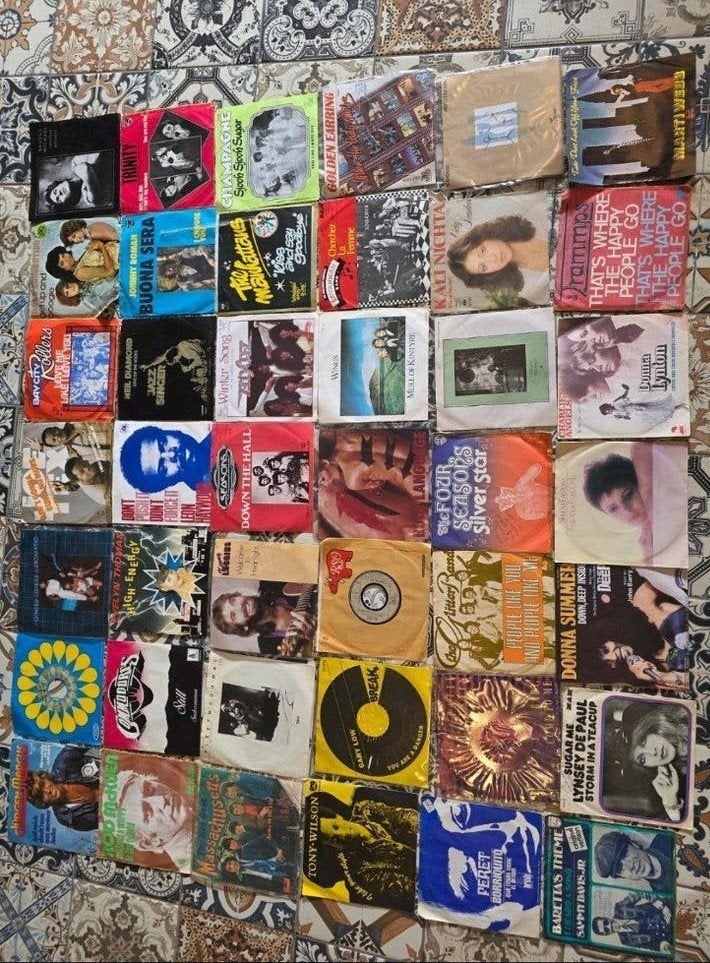 141 vinyl singles jaren 70 en 80, Ophalen of Verzenden, Gebruikt, Pop