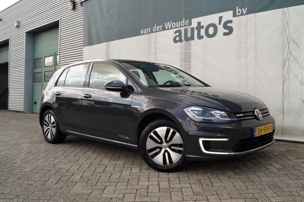 Volkswagen e-Golf 136pk Automaat -NAVI-ACC-LED-ECC-PDC-, Gebruikt, 230 km, Origineel Nederlands, Golf