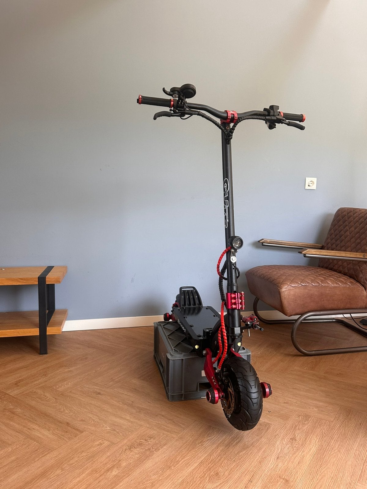 Electrische step, Fietsen en Brommers, Steps, Ophalen, Zo goed als nieuw, Elektrische step (E-scooter)