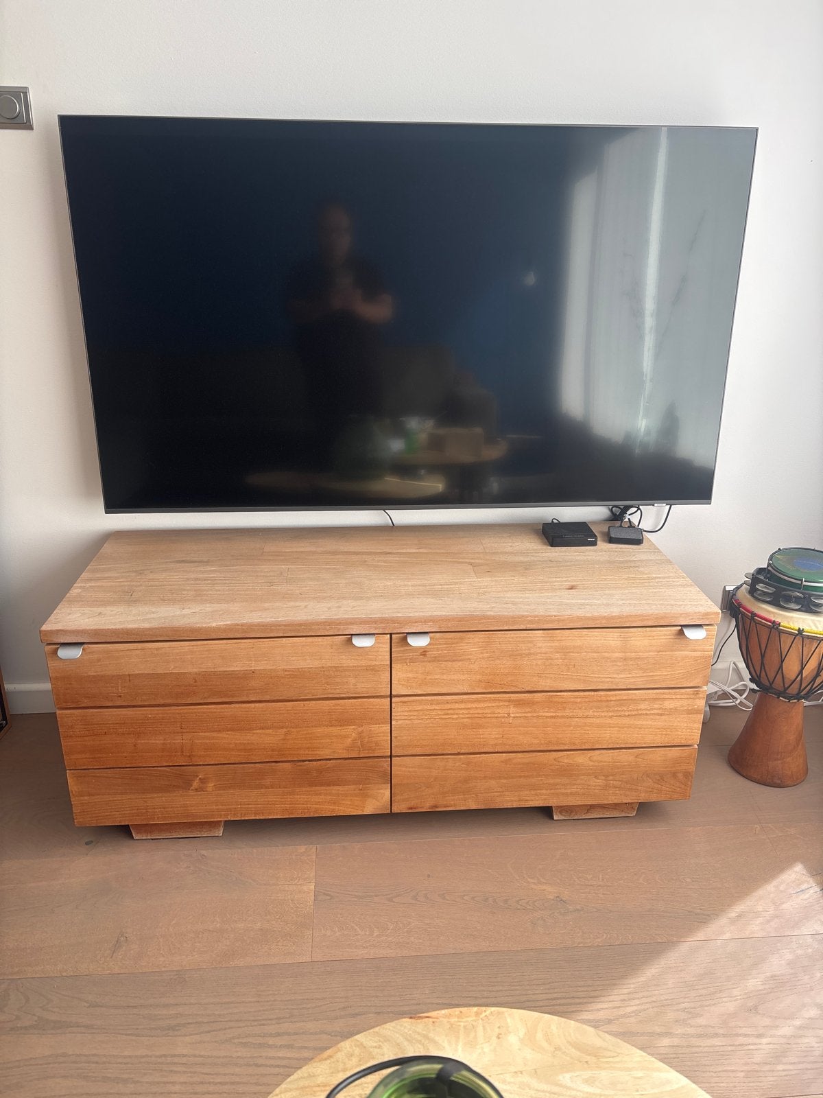 Teak houten TV-meubel met plankje, Ophalen, Gebruikt, 100 tot 150 cm, Minder dan 100 cm