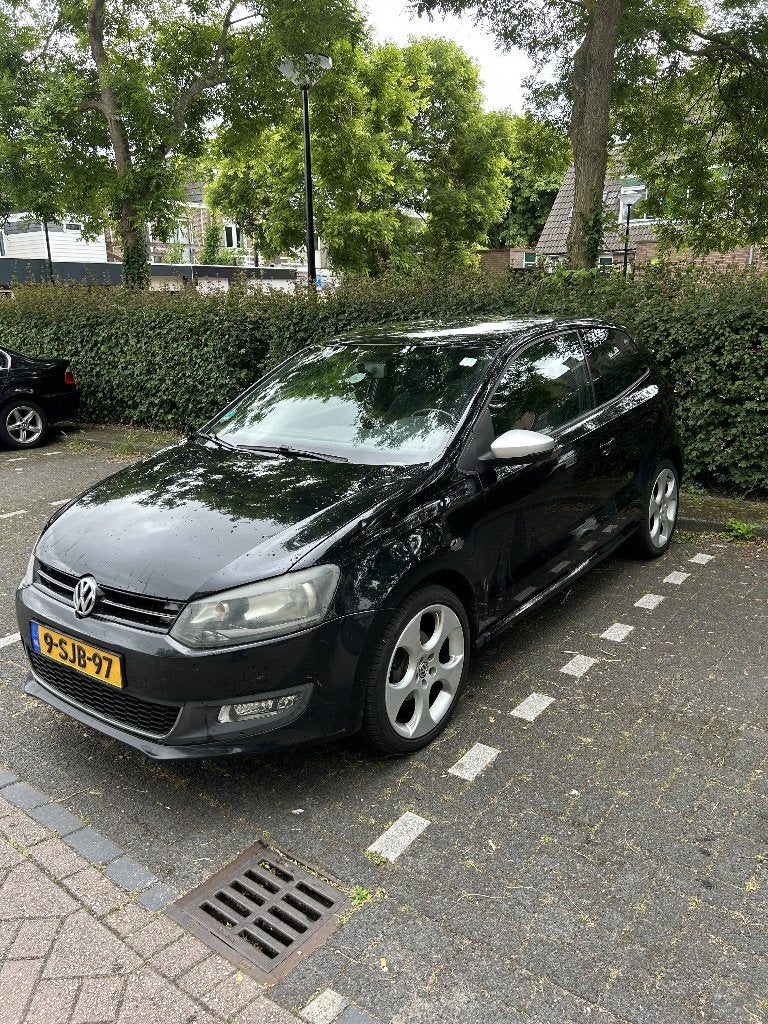 Volkswagen Polo 1.2 6V 44KW 5D My2009 2012 Zwart, 40 €/maand, Zwart, 1198 cc, Zwart